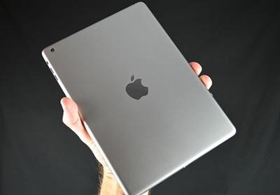 Apple, Yeni Macbookpro'yu Tanıttı